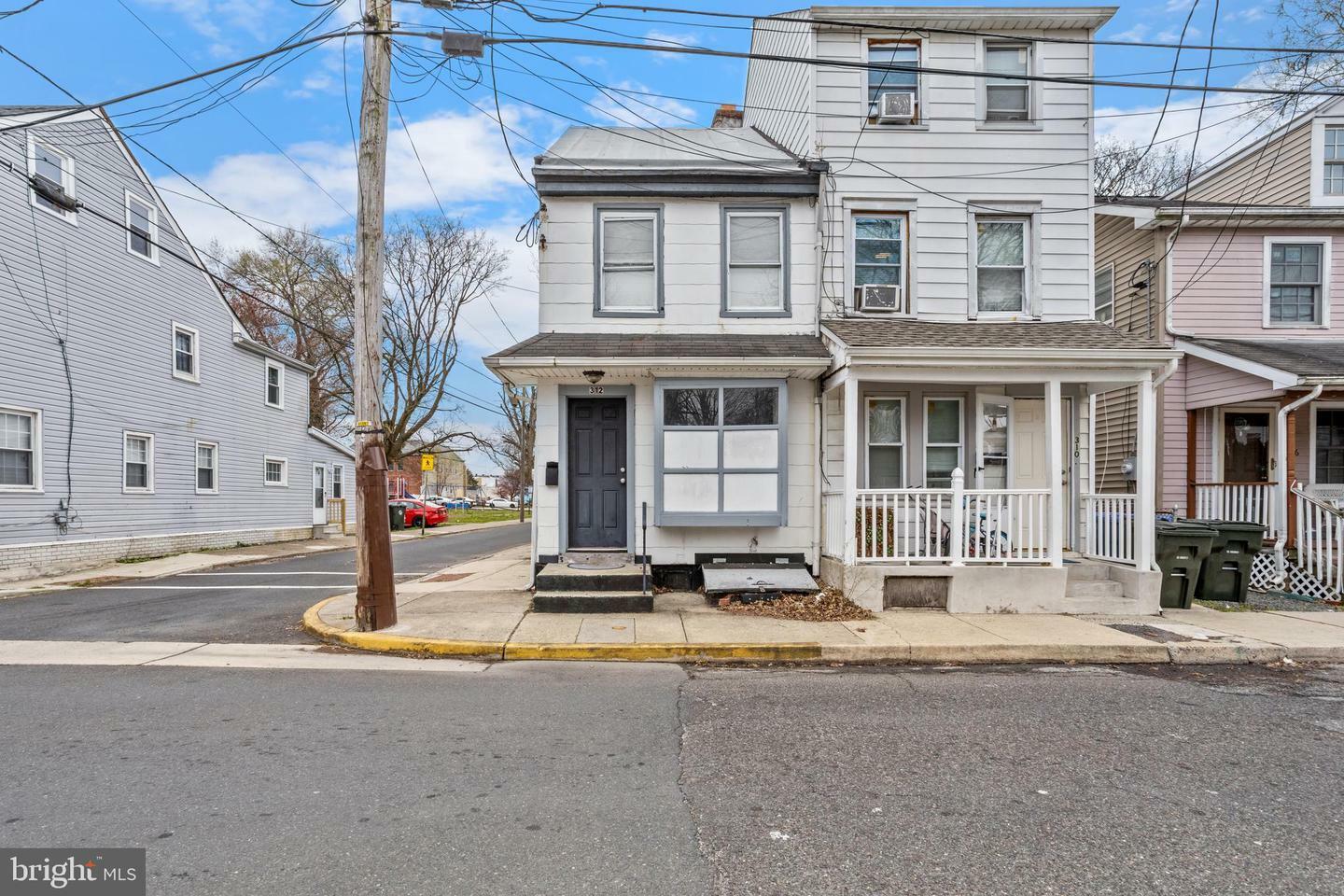 Property Photo:  312 York Street  NJ 08016 