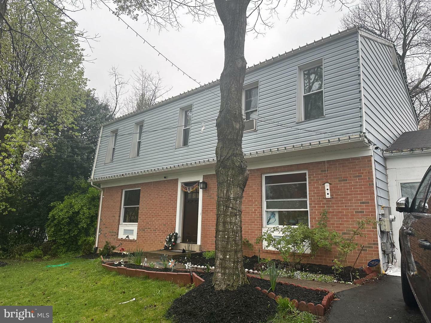 Property Photo:  445 Windover Avenue NW  VA 22180 