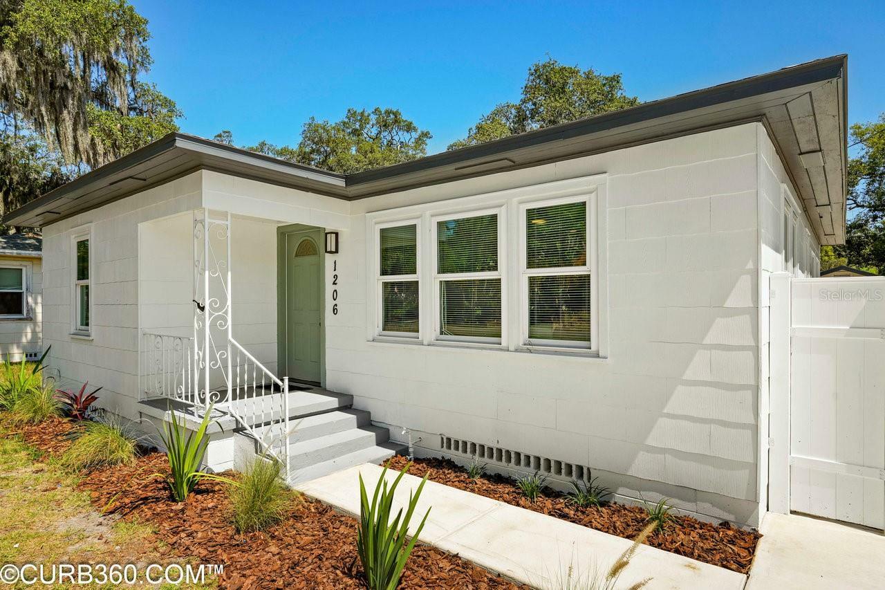 Property Photo:  1206 Sedeeva Circle S  FL 33755 