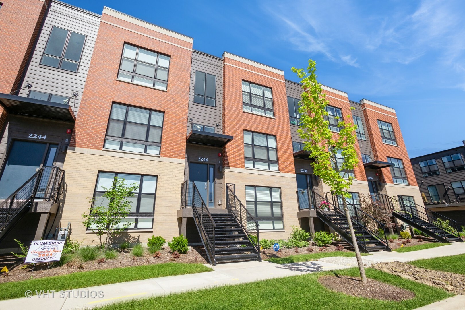 Property Photo: 2246 Venture Drive 2246 IL 60173