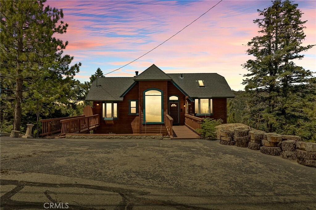 Property Photo:  2550 Valkyrie Drive  CA 92382 