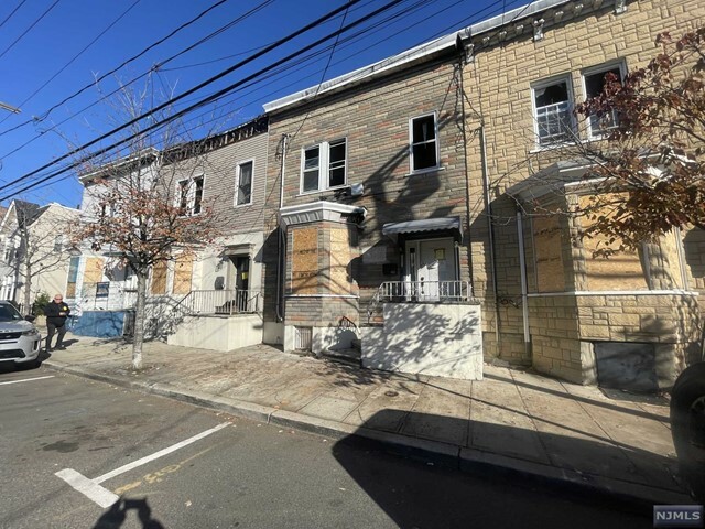 Property Photo:  416 8th Street  NJ 07087 