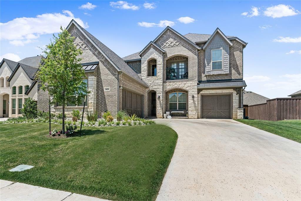 Property Photo:  624 Windy Ridge Lane  TX 75087 