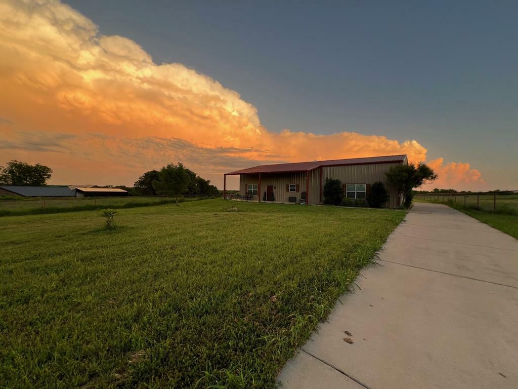 Property Photo:  1368 Whitaker Road  TX 75495 