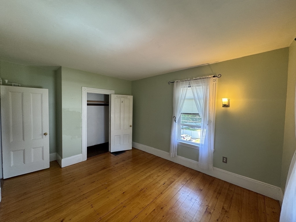 Property Photo:  64 Mount Pleasant St. 2  MA 01801 