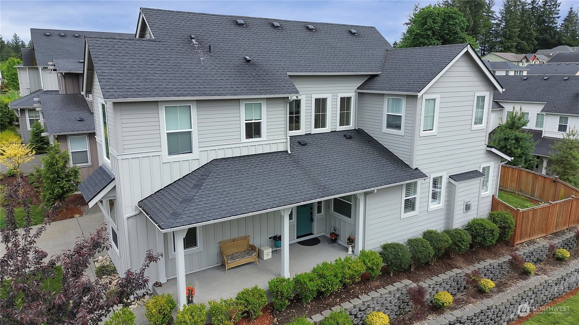 Property Photo: 22509 SE 265th Place WA 98038