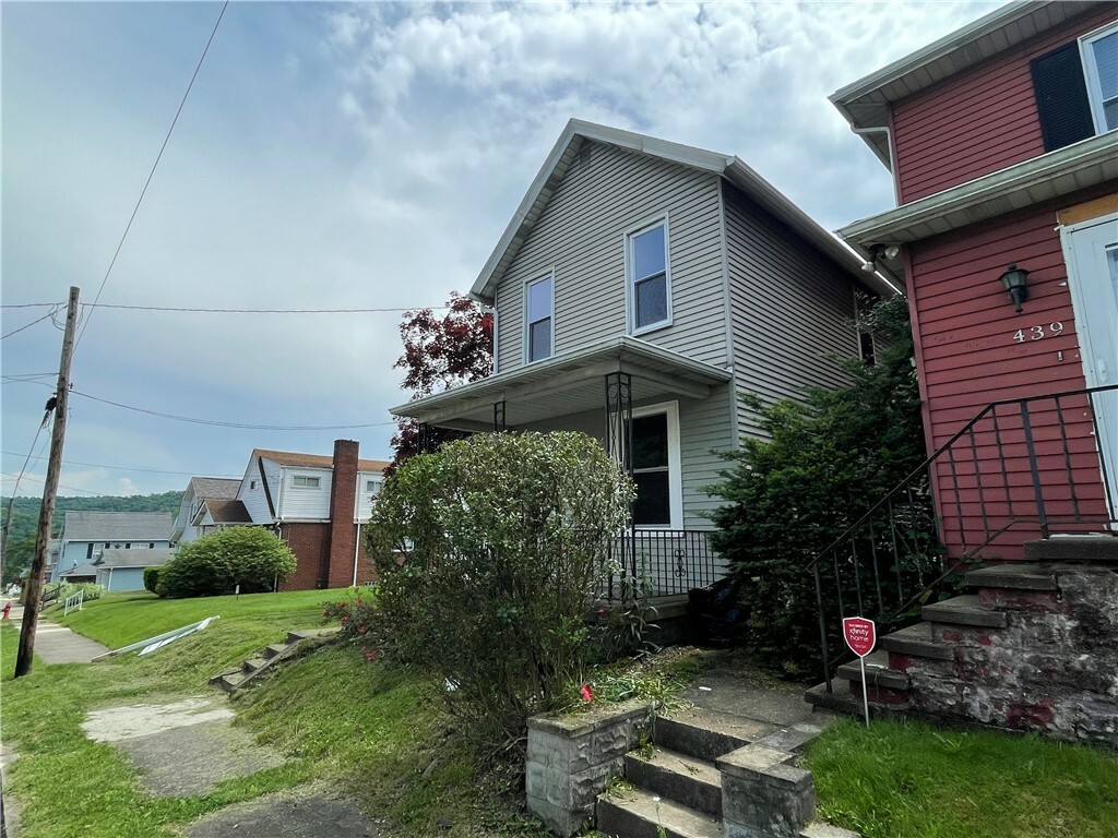 Property Photo:  435 1st St  PA 15033 