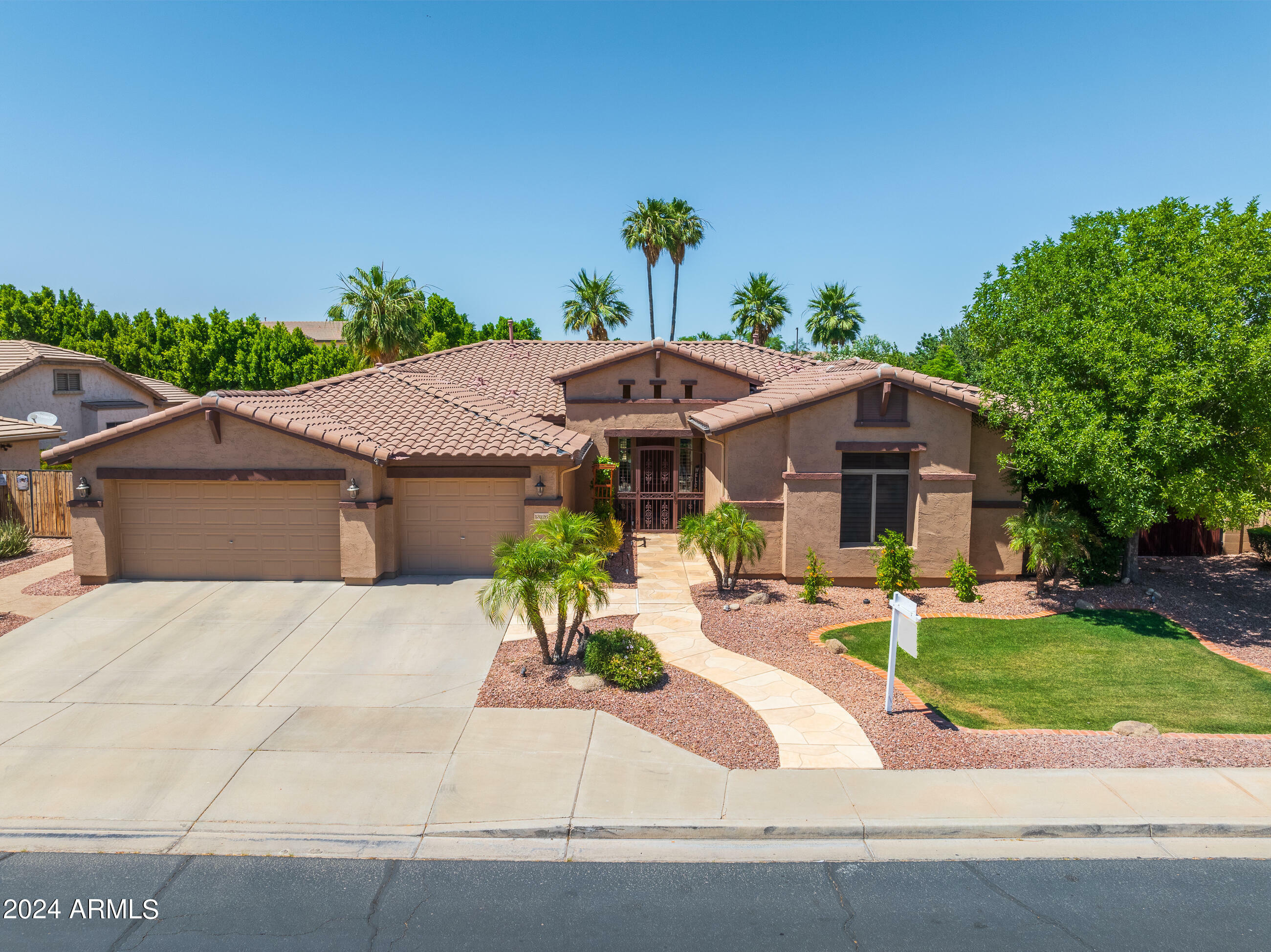 Property Photo:  13126 W Rancho Drive  AZ 85340 