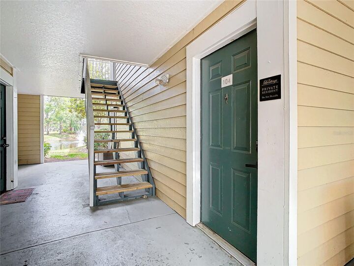 Property Photo: 4211 Chatham Oak Court 104 FL 33624