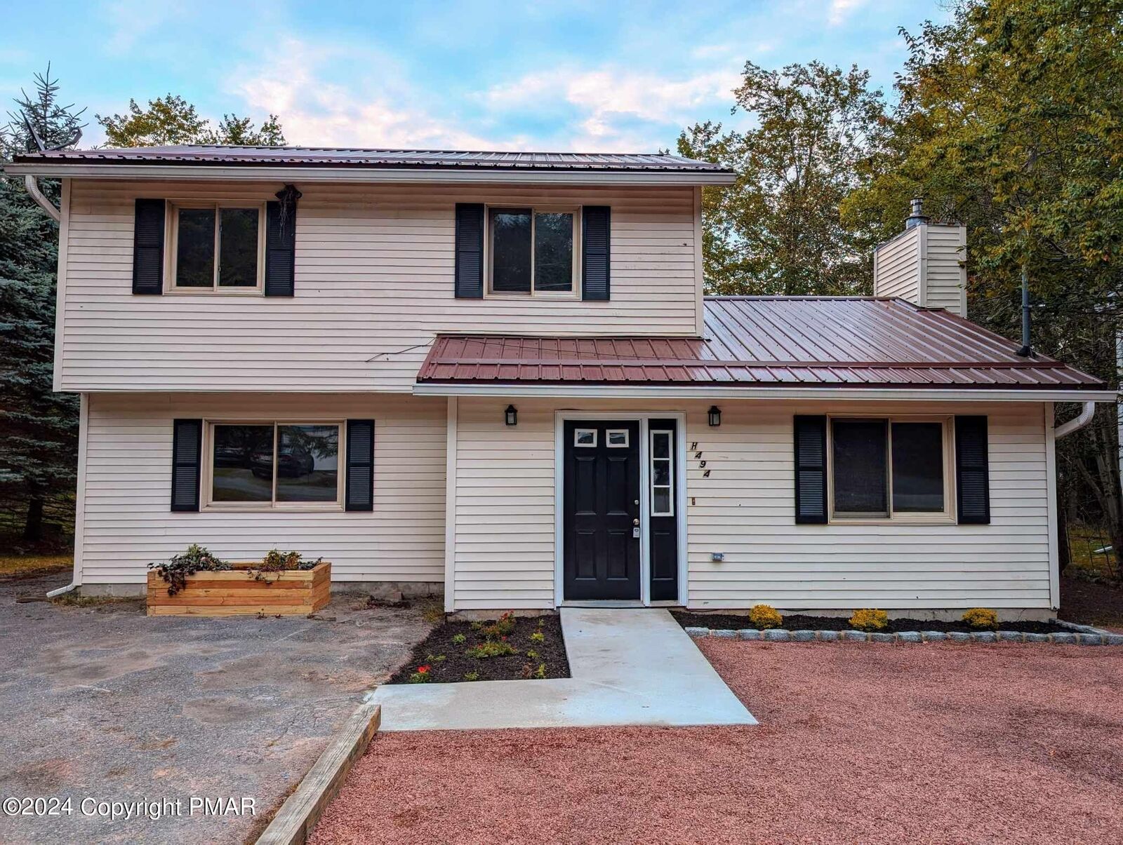 Property Photo: 8407 Porcupine Drive PA 18466