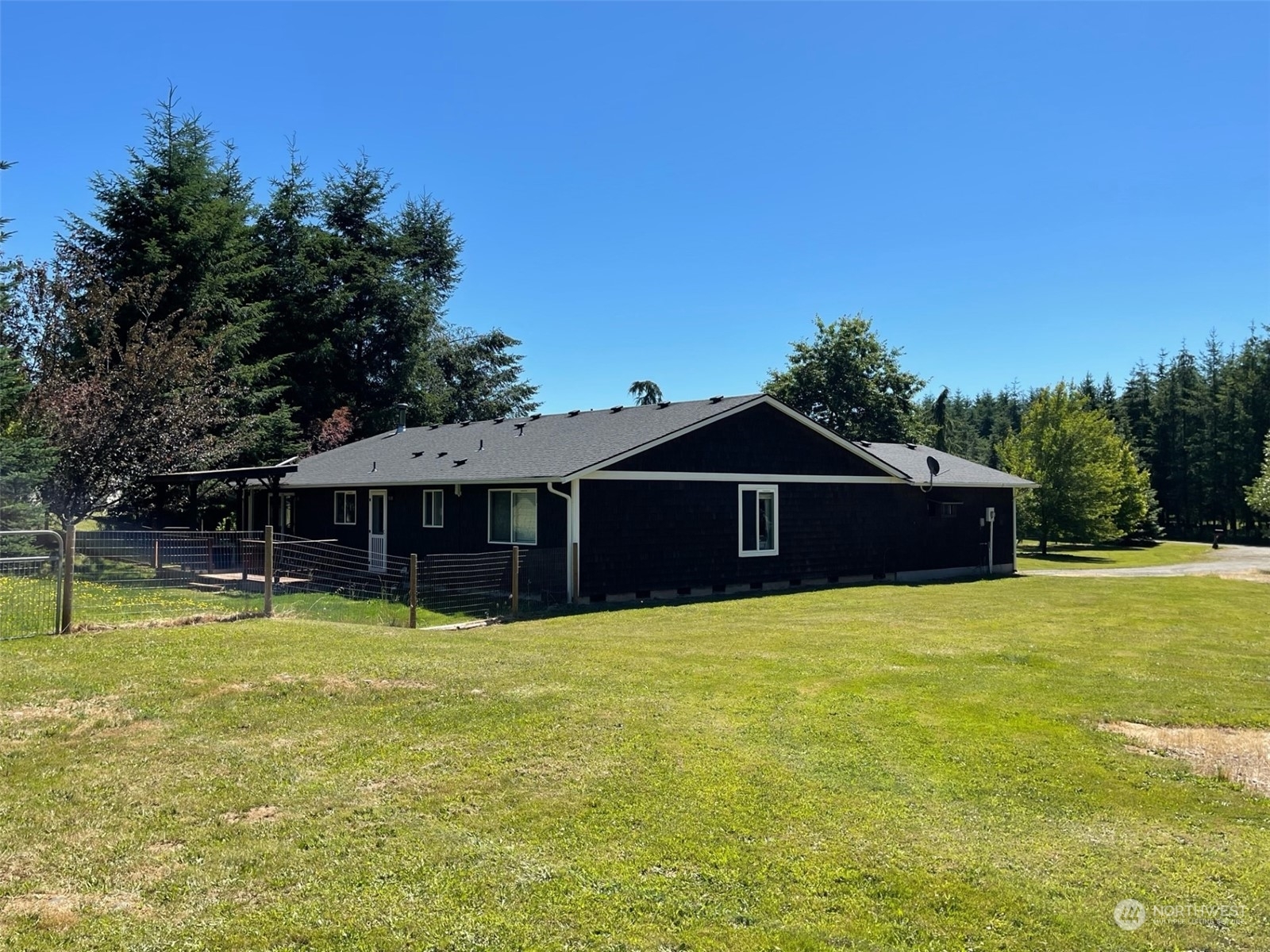 Property Photo:  128 Horizon Lane  WA 98533 