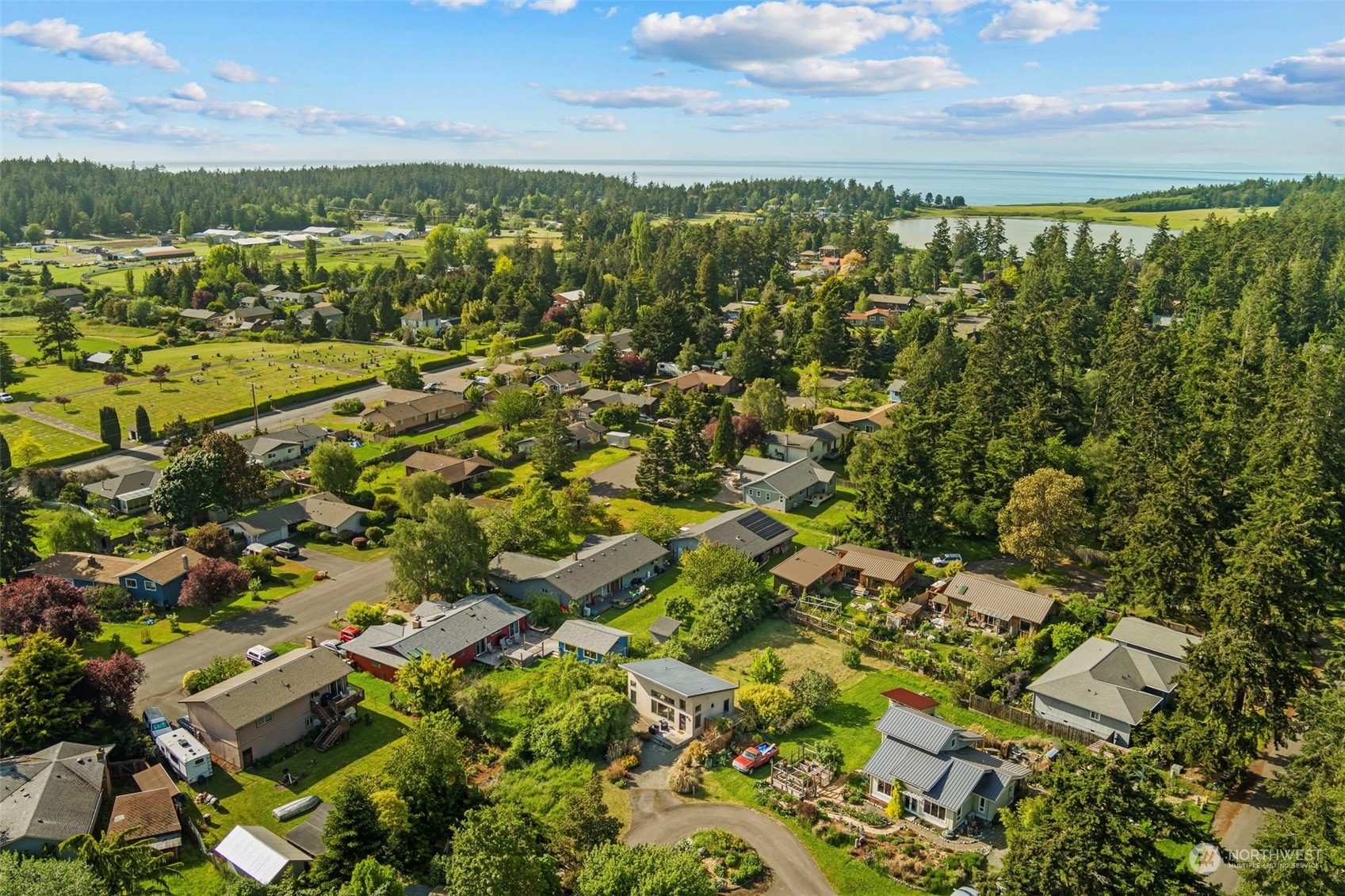 Property Photo:  1466 R Street  WA 98368 