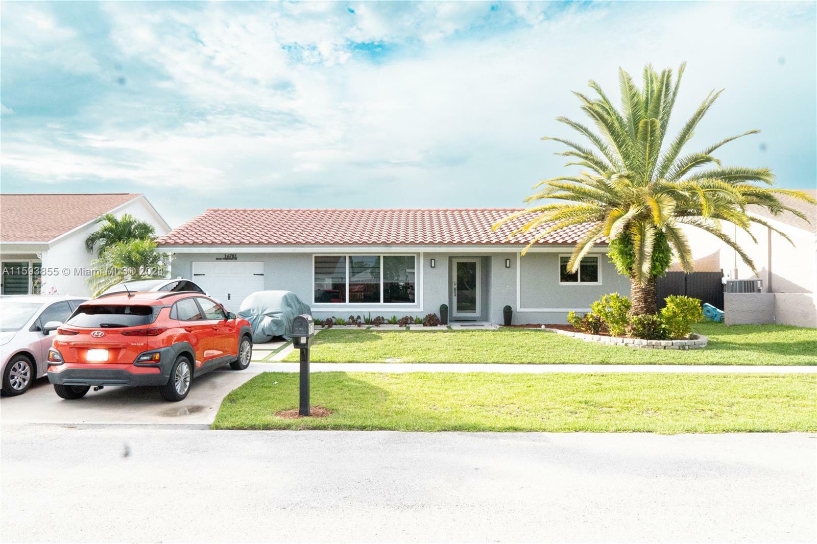 Property Photo:  16781 Royal Poinciana 16781  FL 33326 