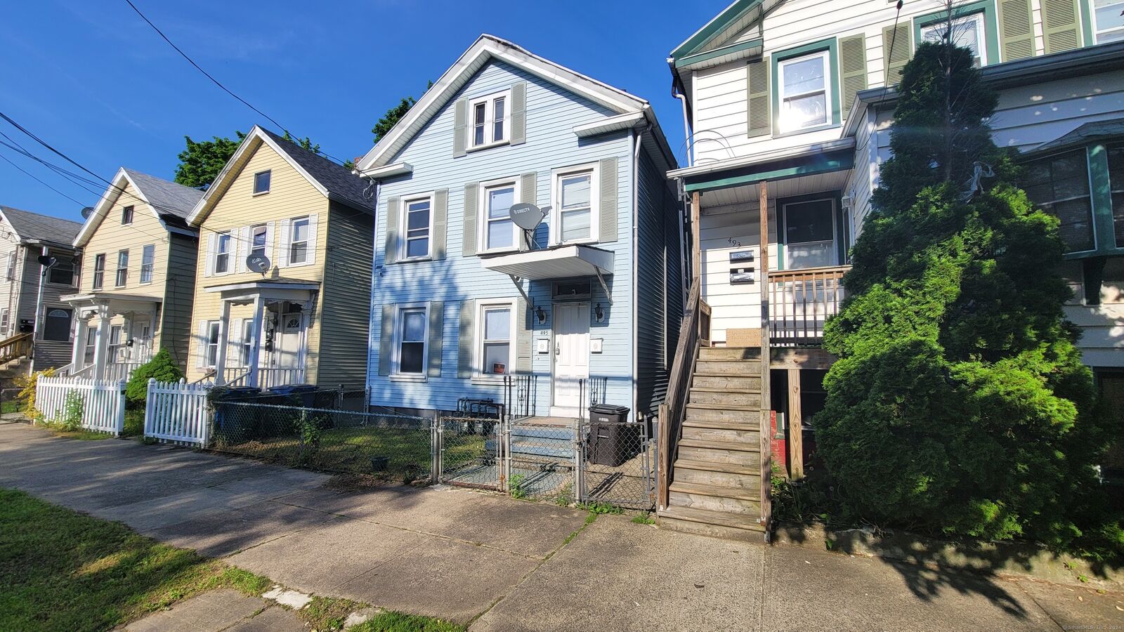 Property Photo:  495 East Street 1st Floor  CT 06511 