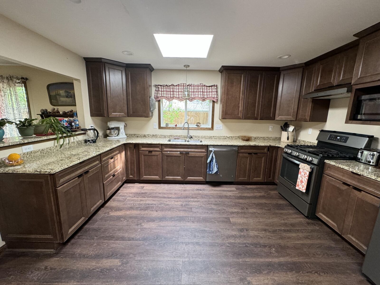 Property Photo:  1506 S 8th St  SD 57401 