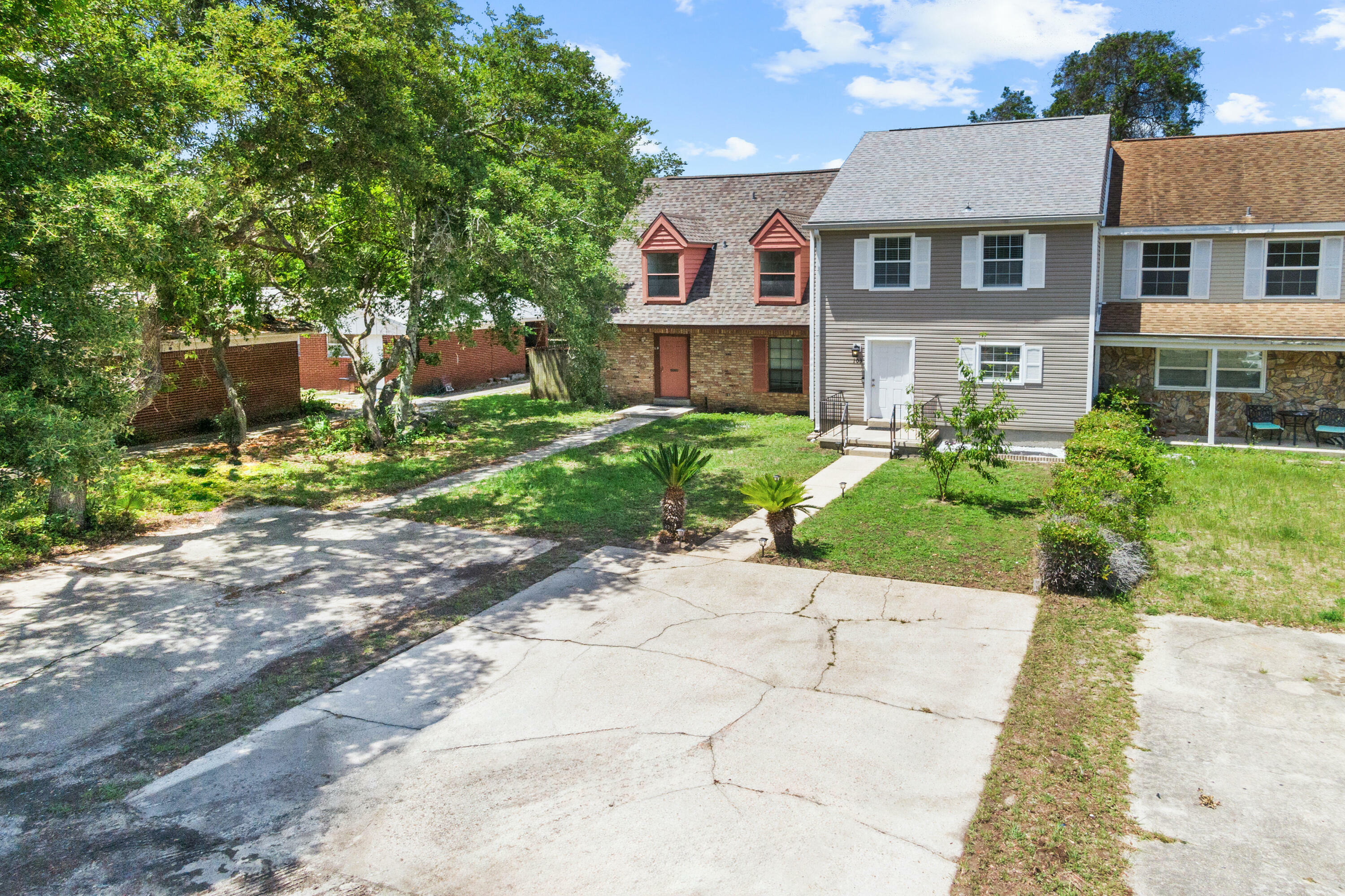 Property Photo:  103 Skinner Circle  FL 32547 