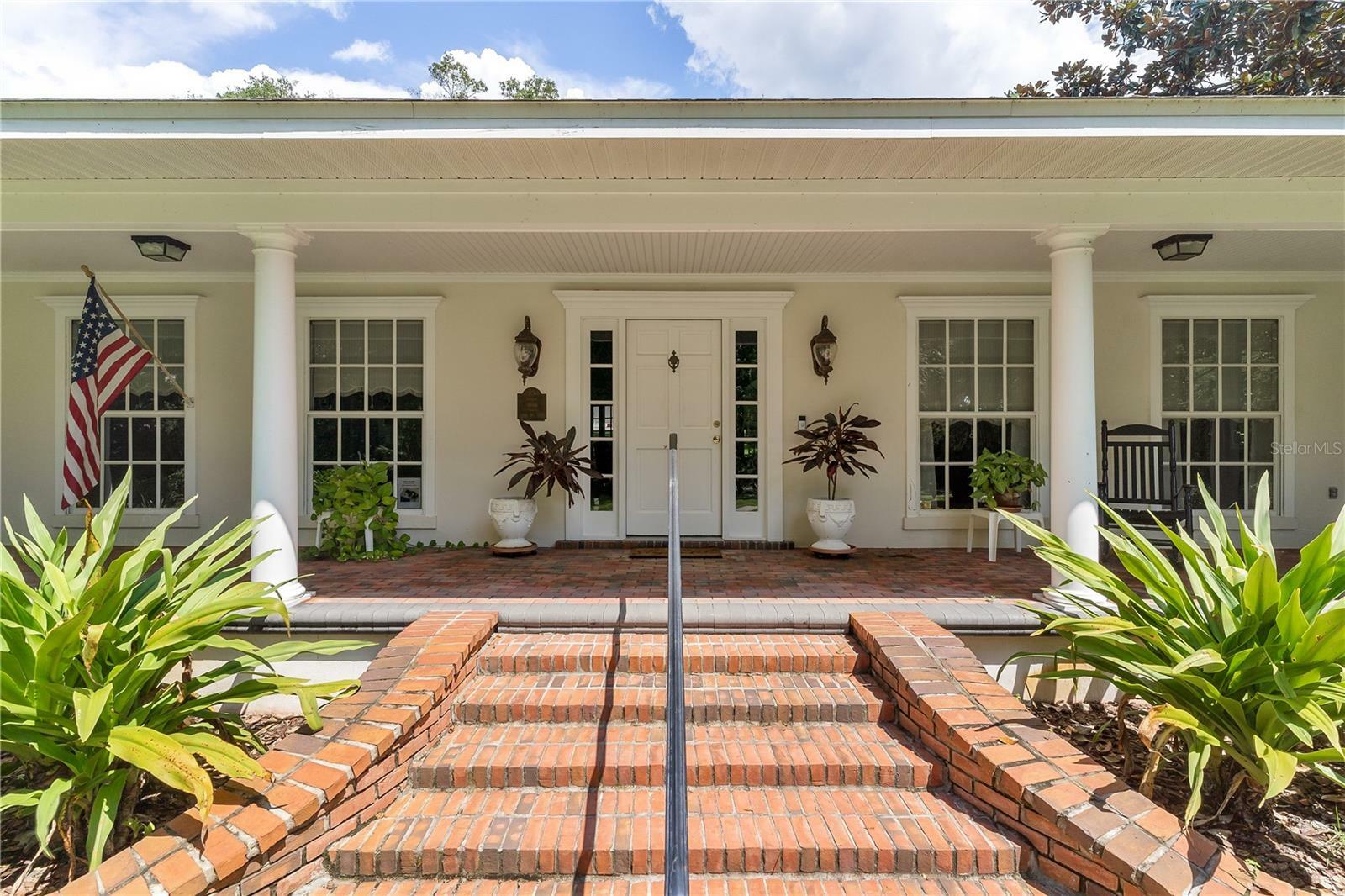 Property Photo:  6833 Tuscawilla Drive  FL 34748 