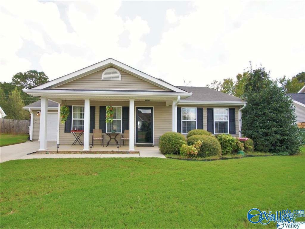 Property Photo:  109 Sandy Hollow Drive  AL 35757 