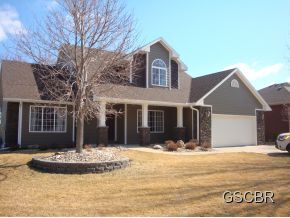 Property Photo: 421 Inverness Trail SD 57049