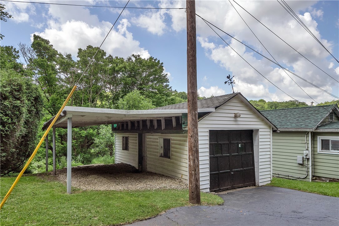 Property Photo:  474 Exton Lake Road  PA 15613 