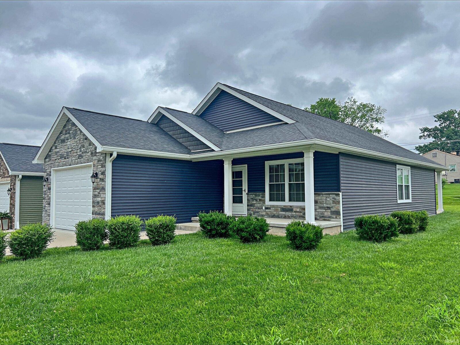 Property Photo:  912 SW 1st Street  IN 47501 