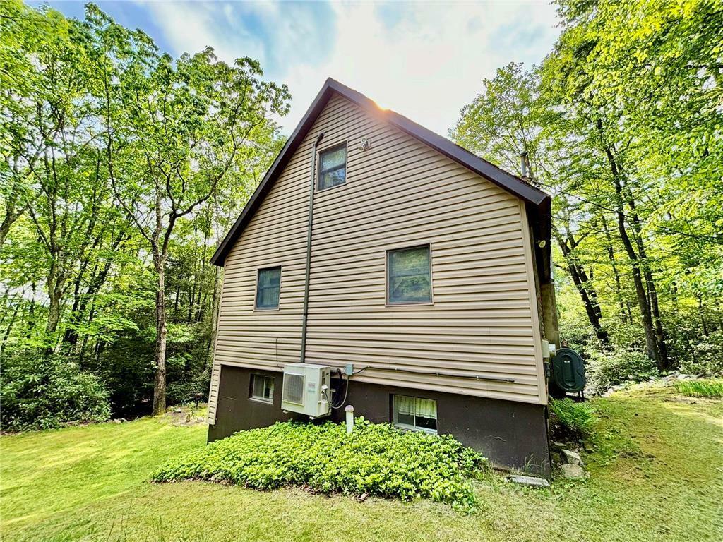 Property Photo:  601 Fawn Circle  PA 18229 