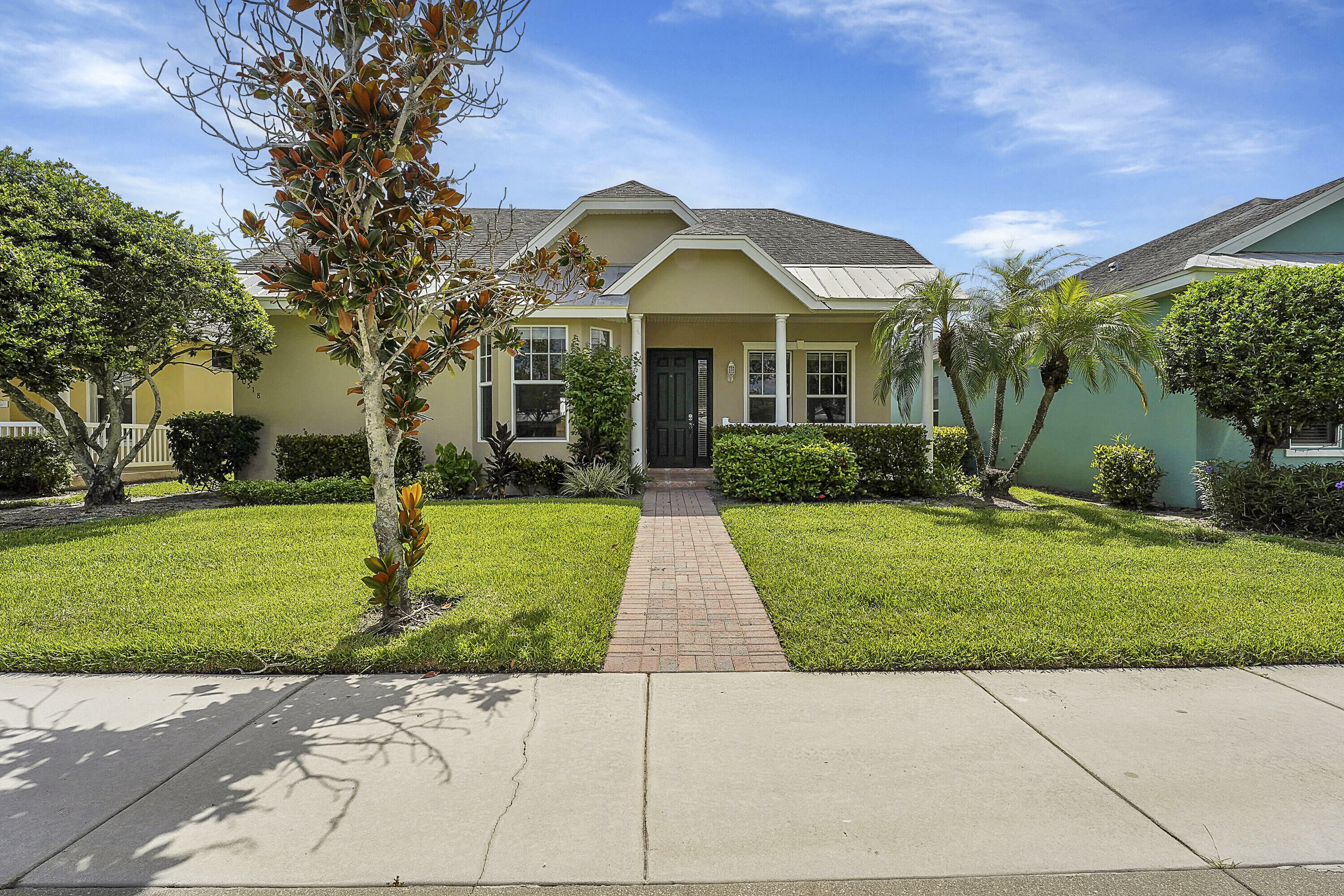 Property Photo:  10518 SW Westlawn Boulevard  FL 34987 