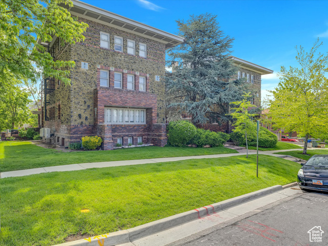 Property Photo: 86 B St E 10 UT 84103