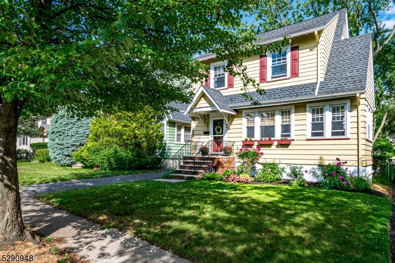24 Porter Rd  Maplewood Twp. NJ 07040 photo