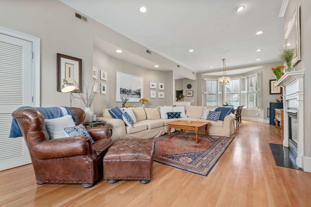 Property Photo: 24 Cordis St 3 MA 02129