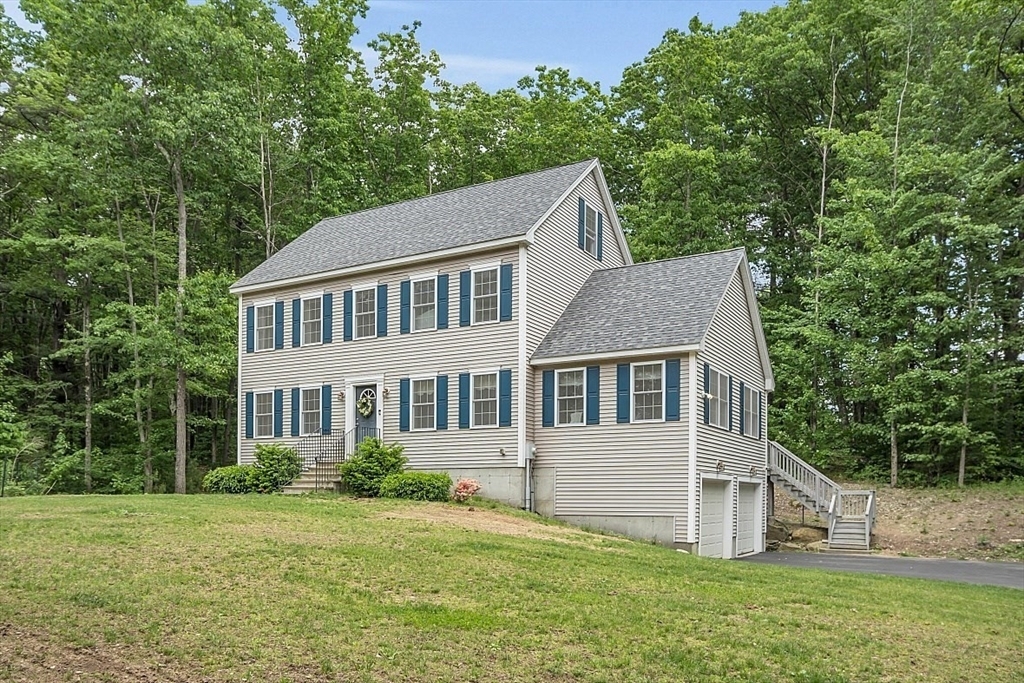 Property Photo:  35 Willard Rd  MA 01473 