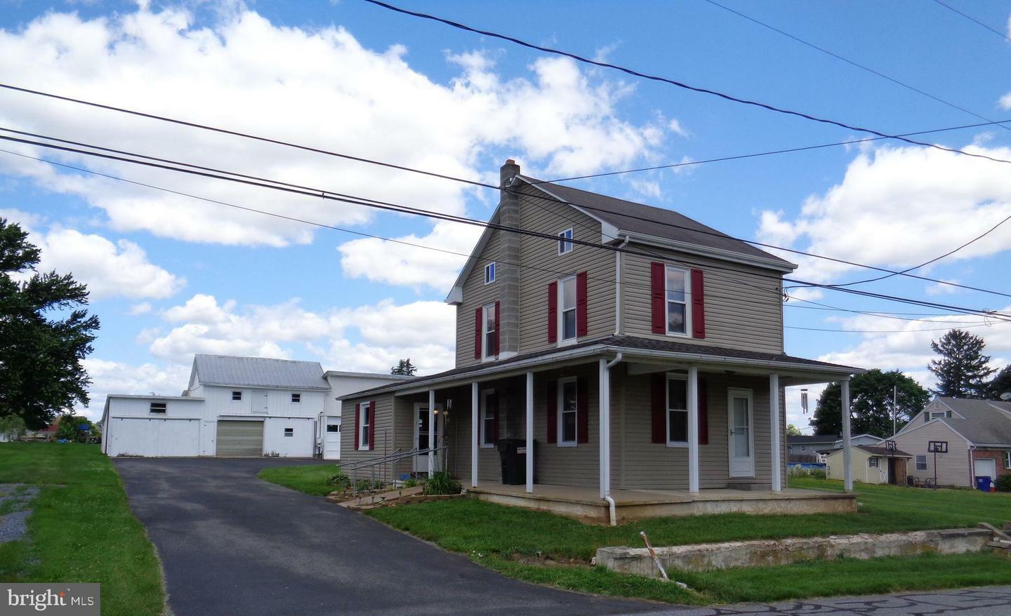 Property Photo:  284 Railroad Road  PA 19541 