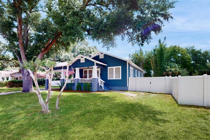 Property Photo:  4205 N Myrtle Avenue  FL 33603 