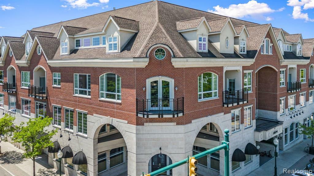 Property Photo: 801 W Ann Arbor Trail MI 48170 1682