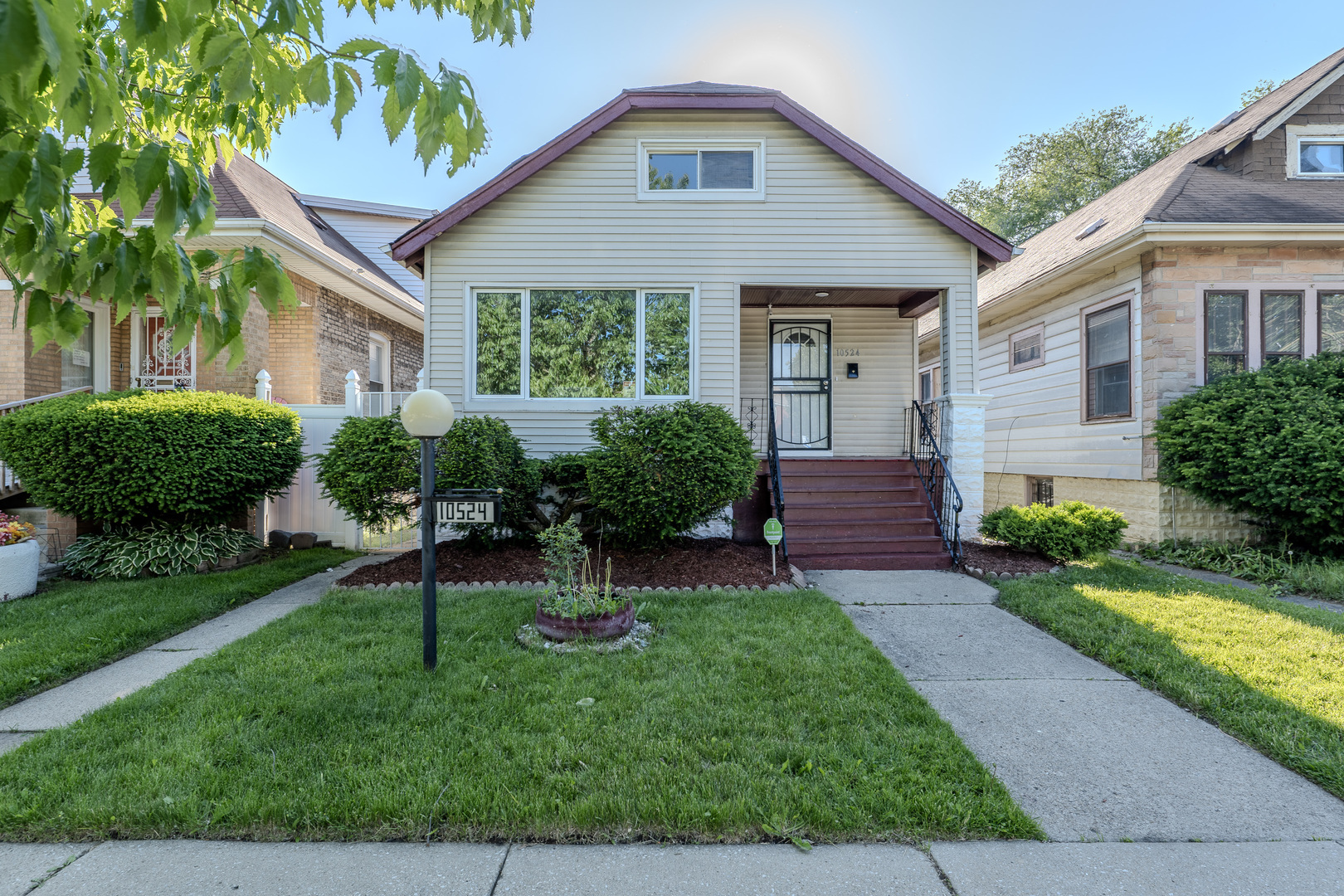 Property Photo: 10524 S Eggleston Avenue IL 60628