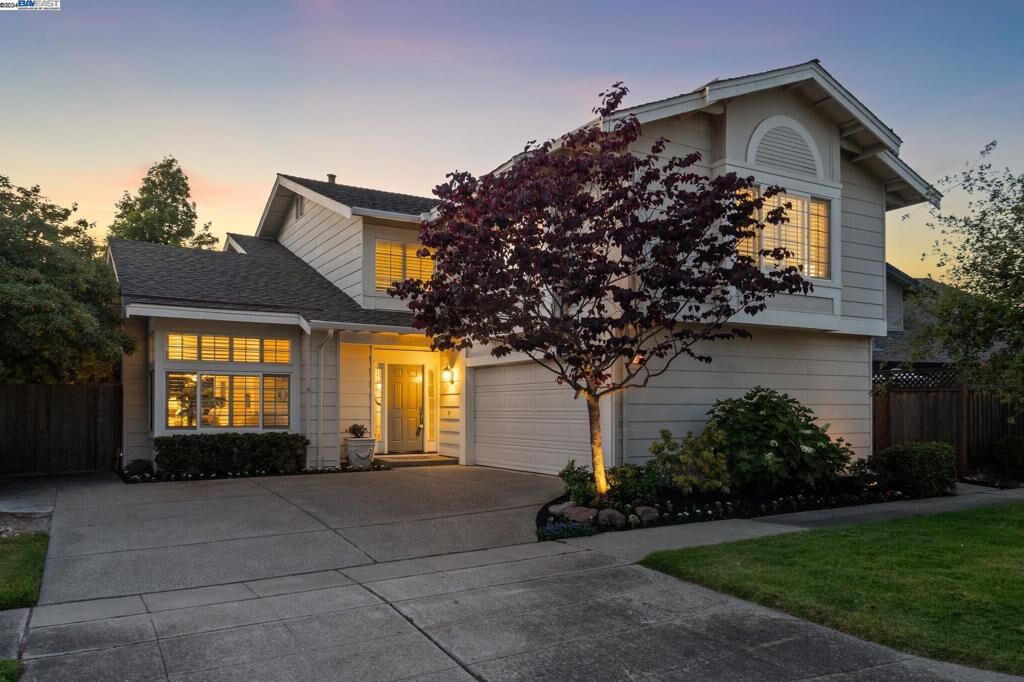 Property Photo:  29 Moss Pointe  CA 94502 
