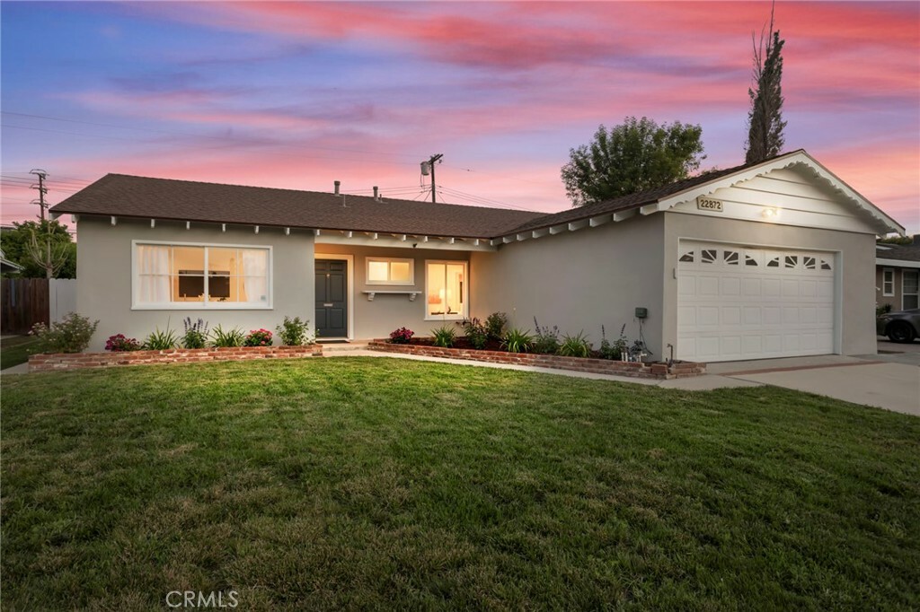 Property Photo:  22872 Hartland Street  CA 91307 