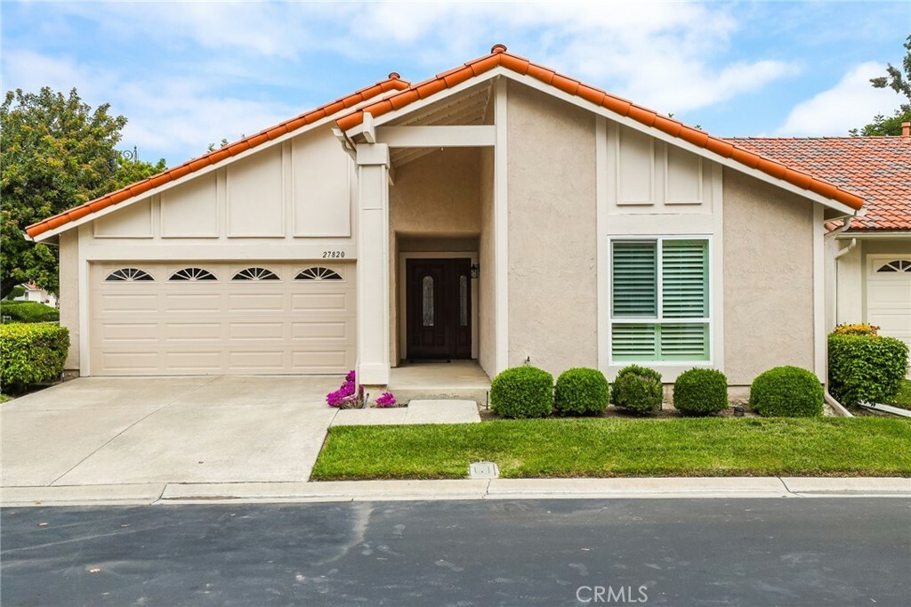 Property Photo:  27820 Espinoza  CA 92692 