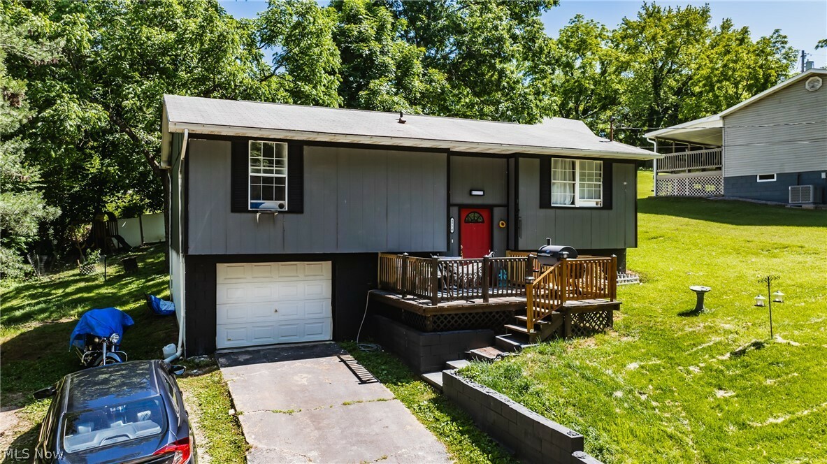 Property Photo:  2776 Meadowview Drive  WV 26104 