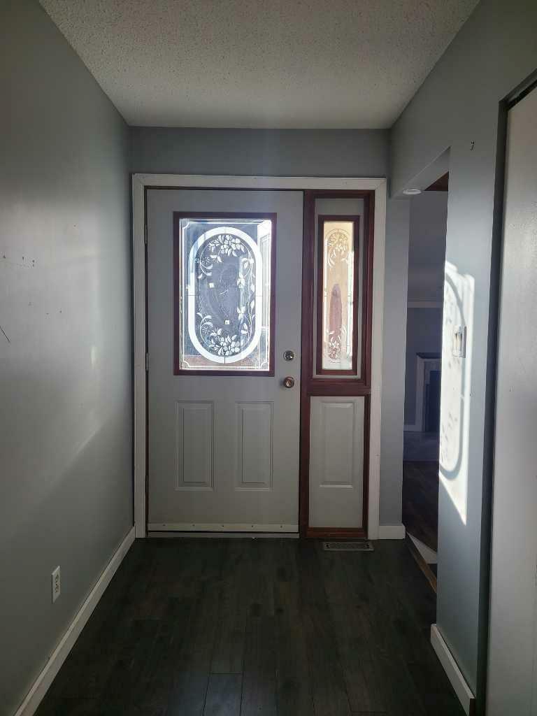 Property Photo:  1414 53 Street  AB T7E 1M5 