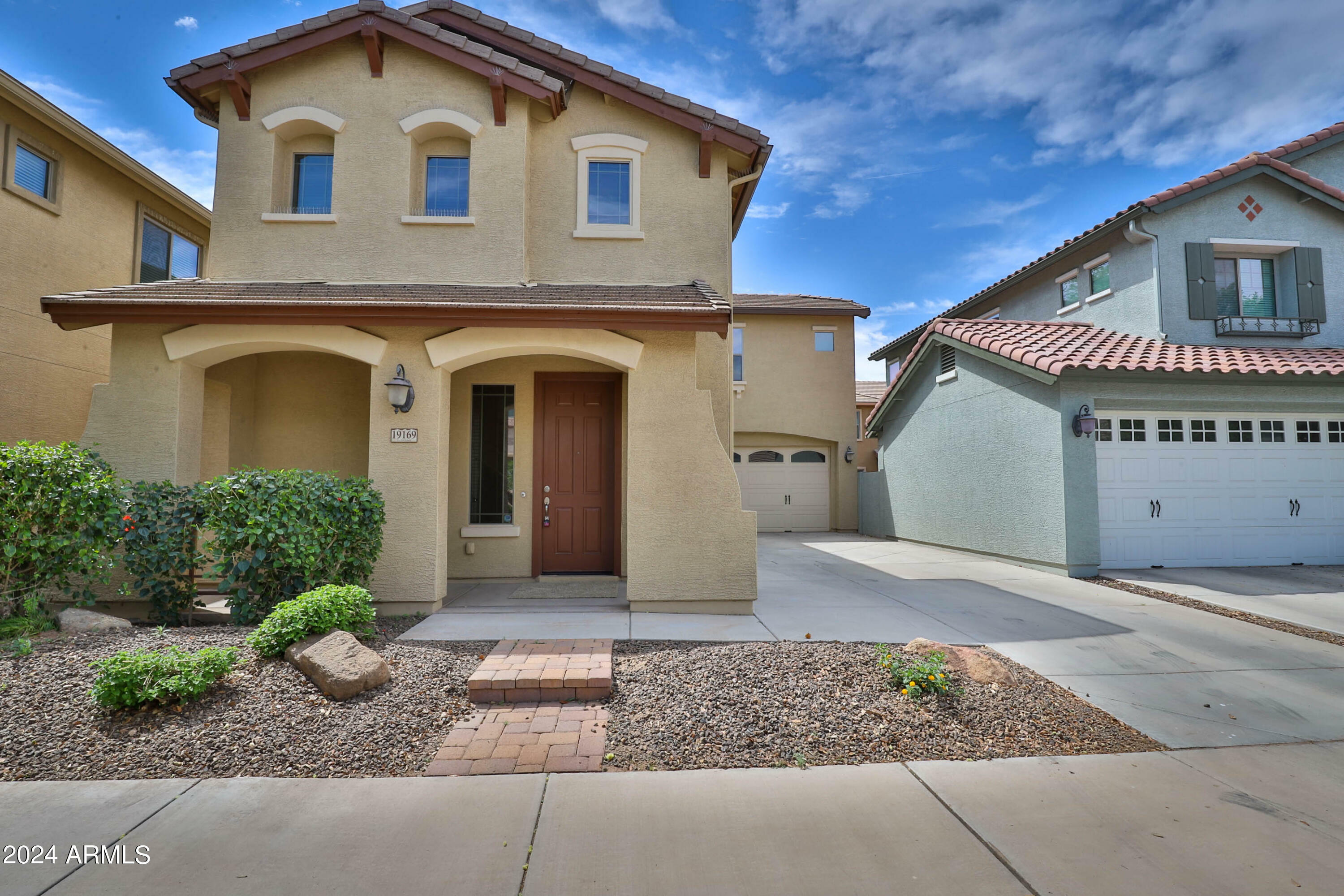 Property Photo:  19169 E Swan Drive  AZ 85142 