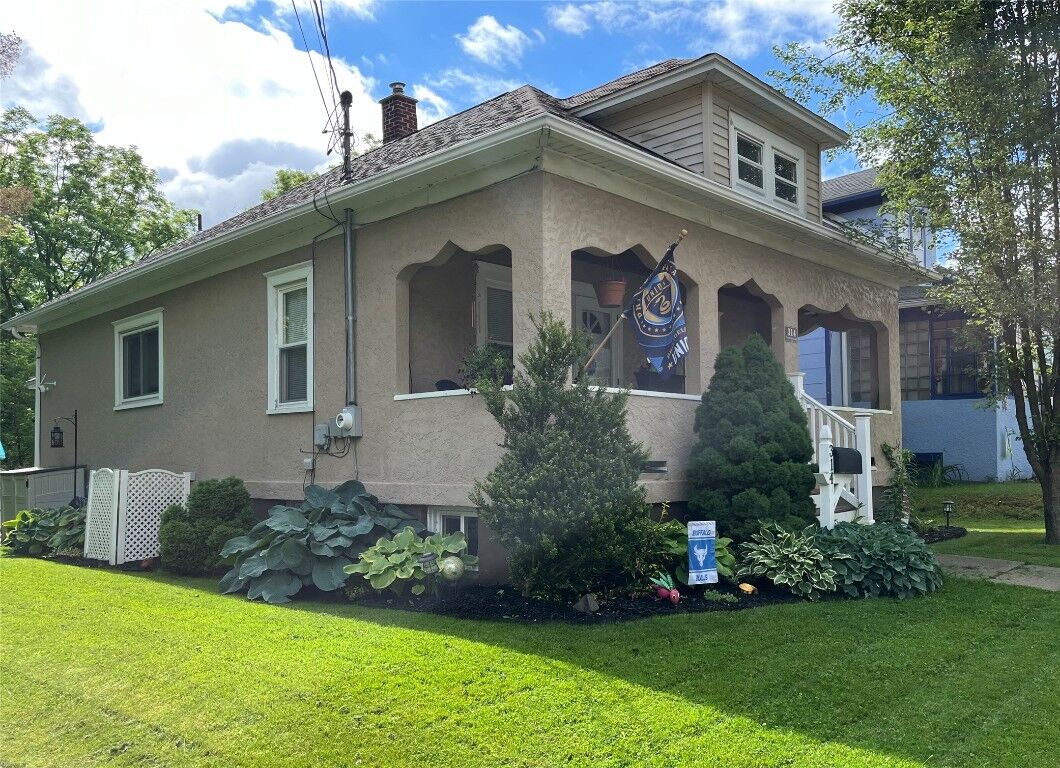 Property Photo:  314 N Roosevelt Avenue N  NY 13760 