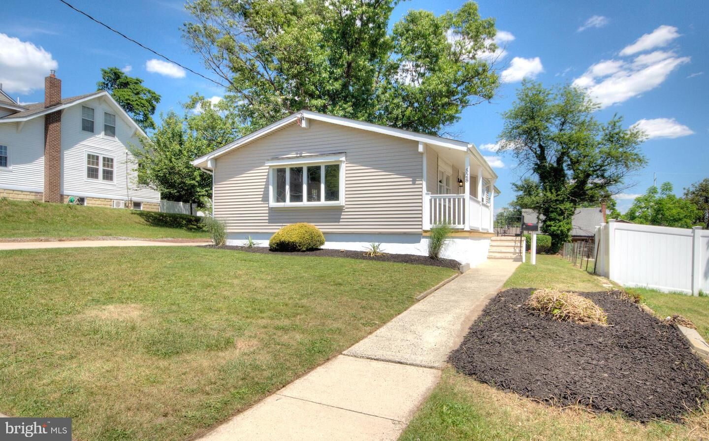 Property Photo: 528 Woodland Avenue NJ 08029