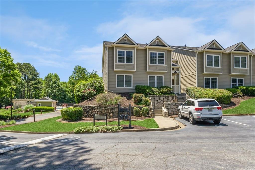 Property Photo: 12 Lakes Edge Drive SE GA 30080