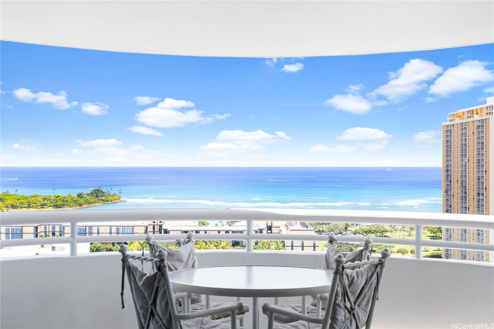 Property Photo: 1341 Kapiolani Boulevard 25A HI 96814