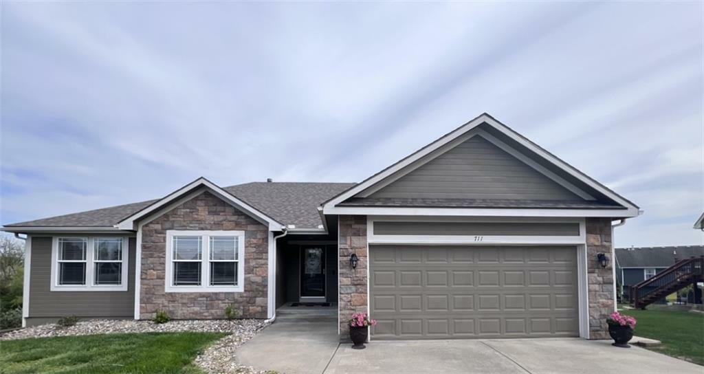 Property Photo:  711 154th Place  KS 66007 