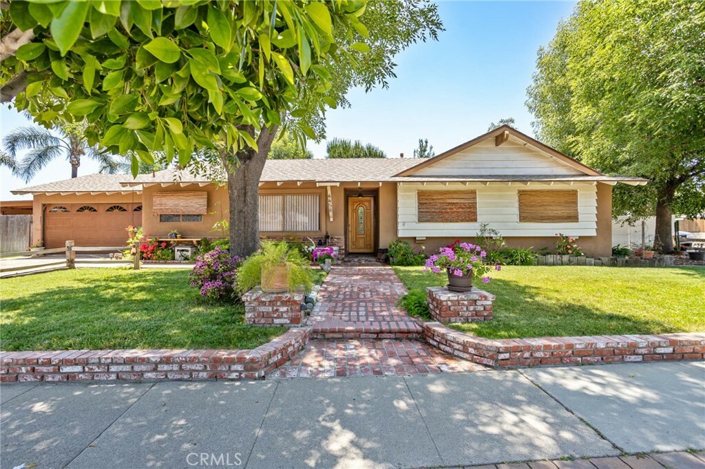 Property Photo:  4458 Walnut Avenue  CA 93063 