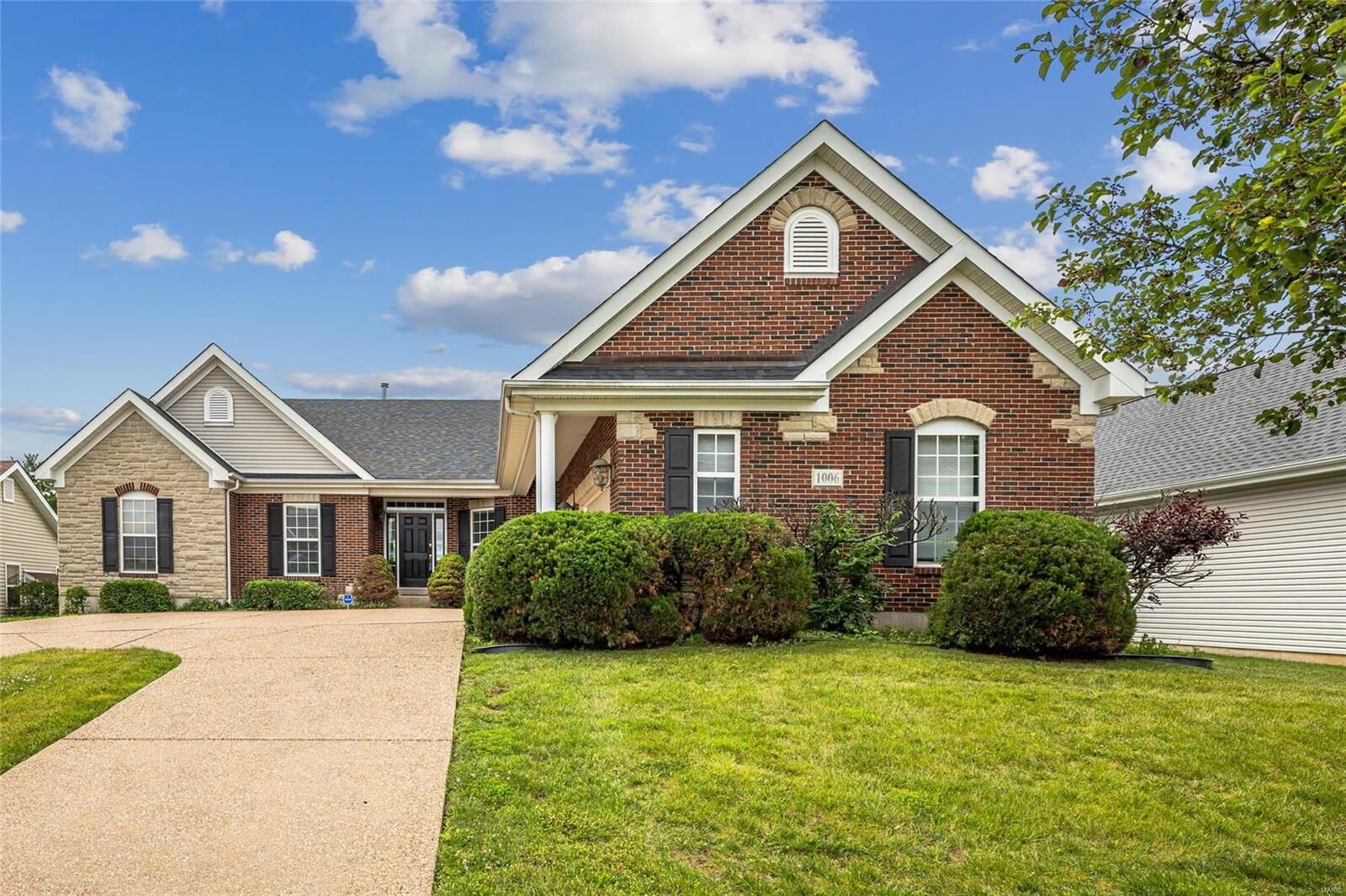 Property Photo:  1006 Pearview Drive  MO 63376 