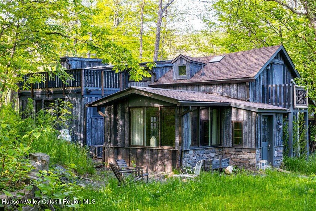 1143 Sawkill  Kingston NY 12401 photo