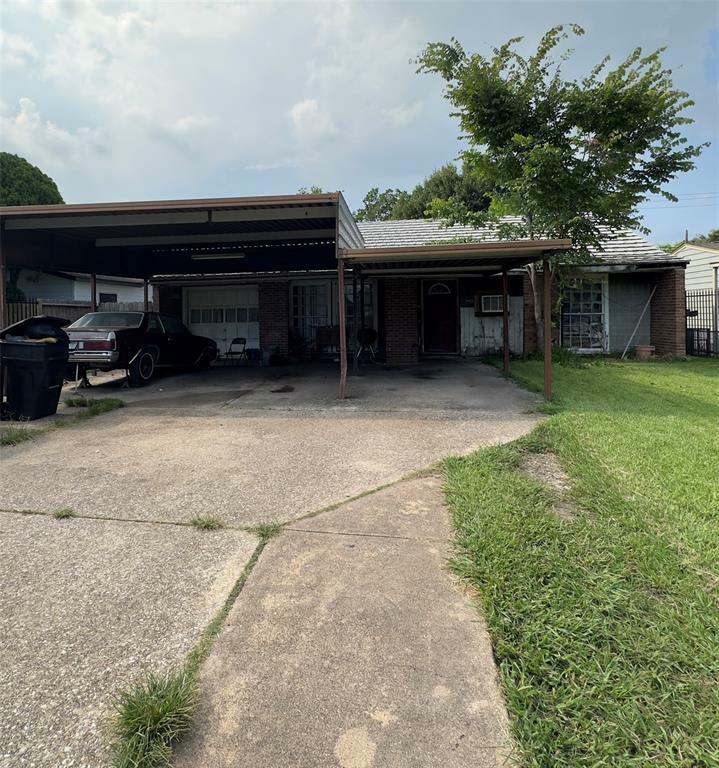 7431 Stanwick Drive  Houston TX 77087 photo